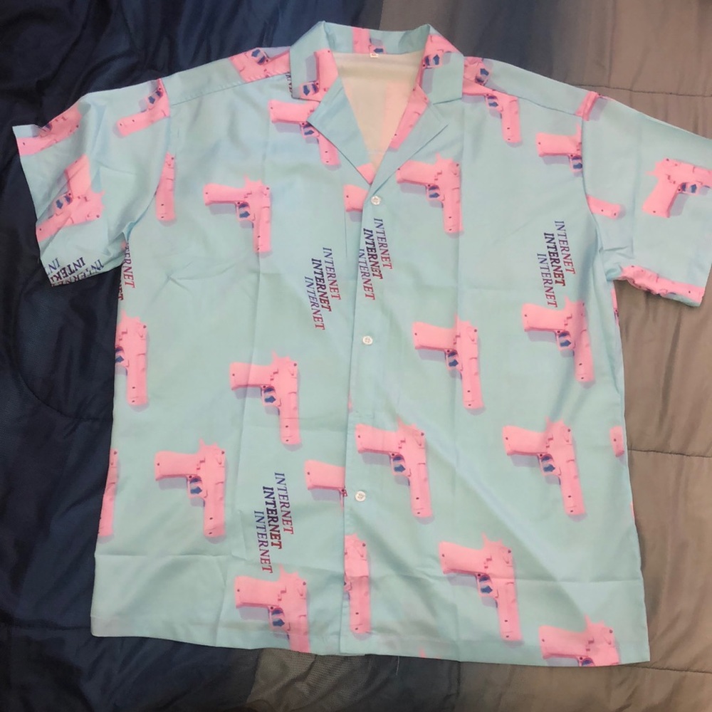 Blue & Pink button down. Brand new great condition